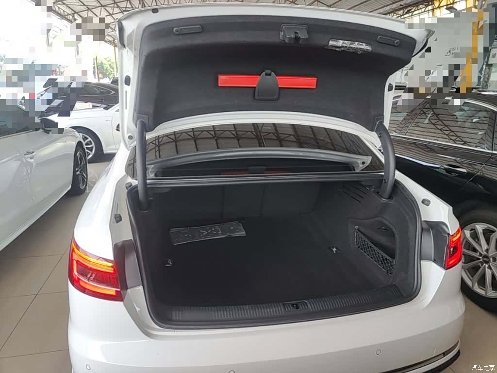 Audi A4L, 2019 19