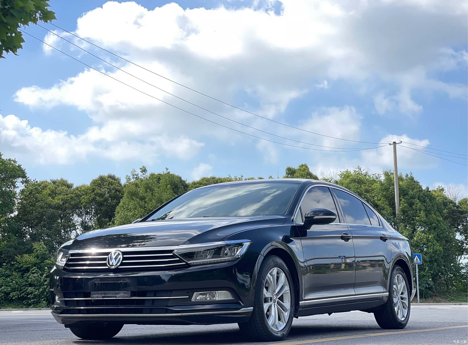 Volkswagen Magotan, 2019 1