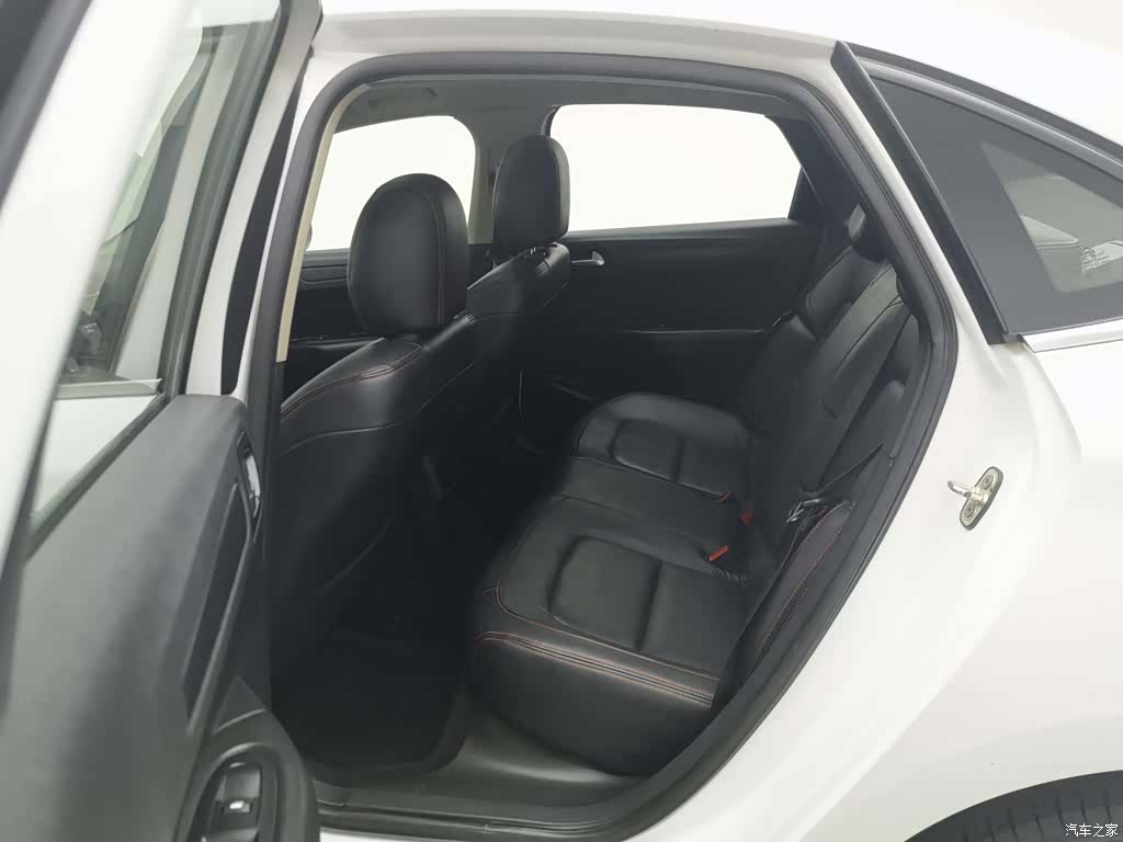 Citroen C4, 2018 15