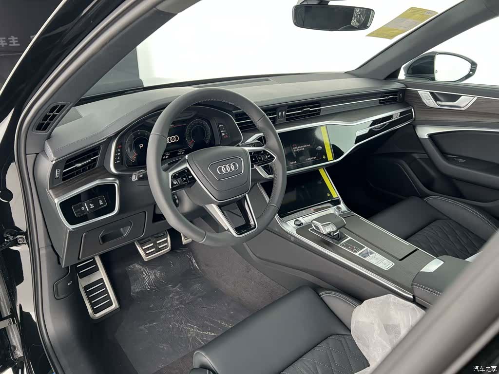 Audi A6L, 2026 28