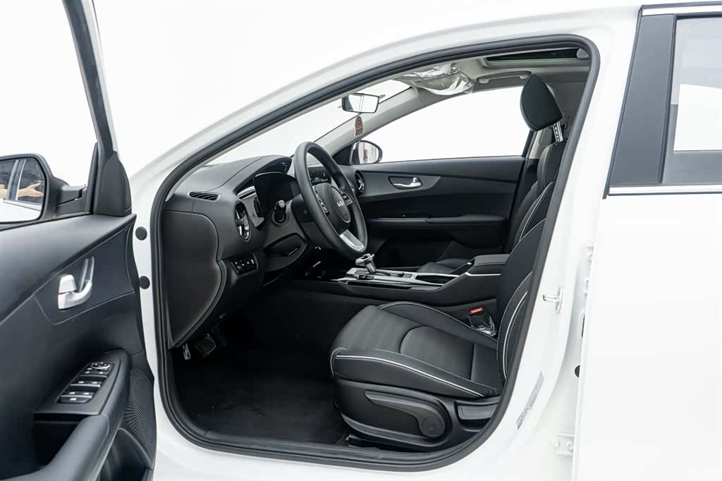 Kia K3, 2026 14