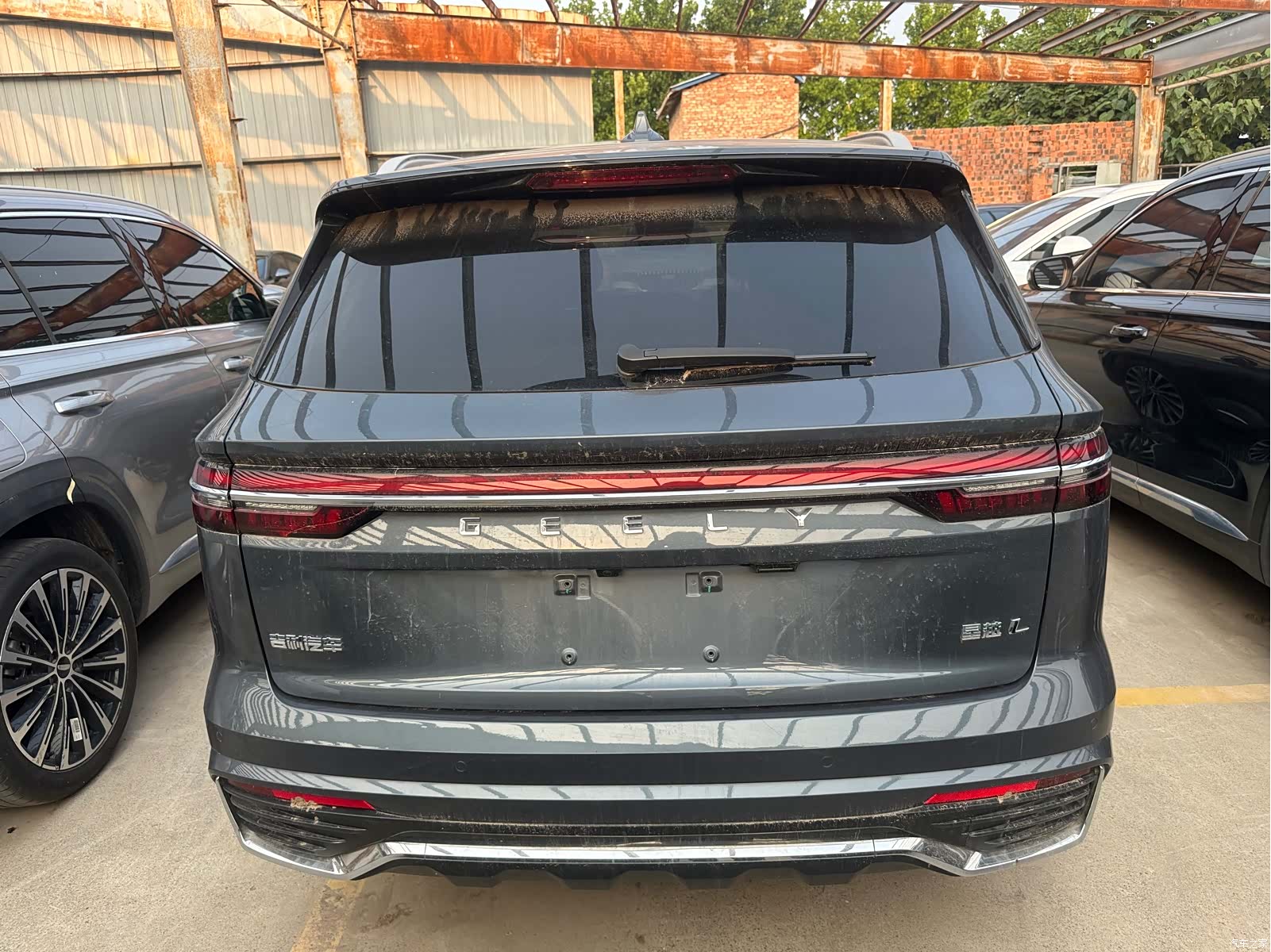 Geely Xingyue L, 2025 10