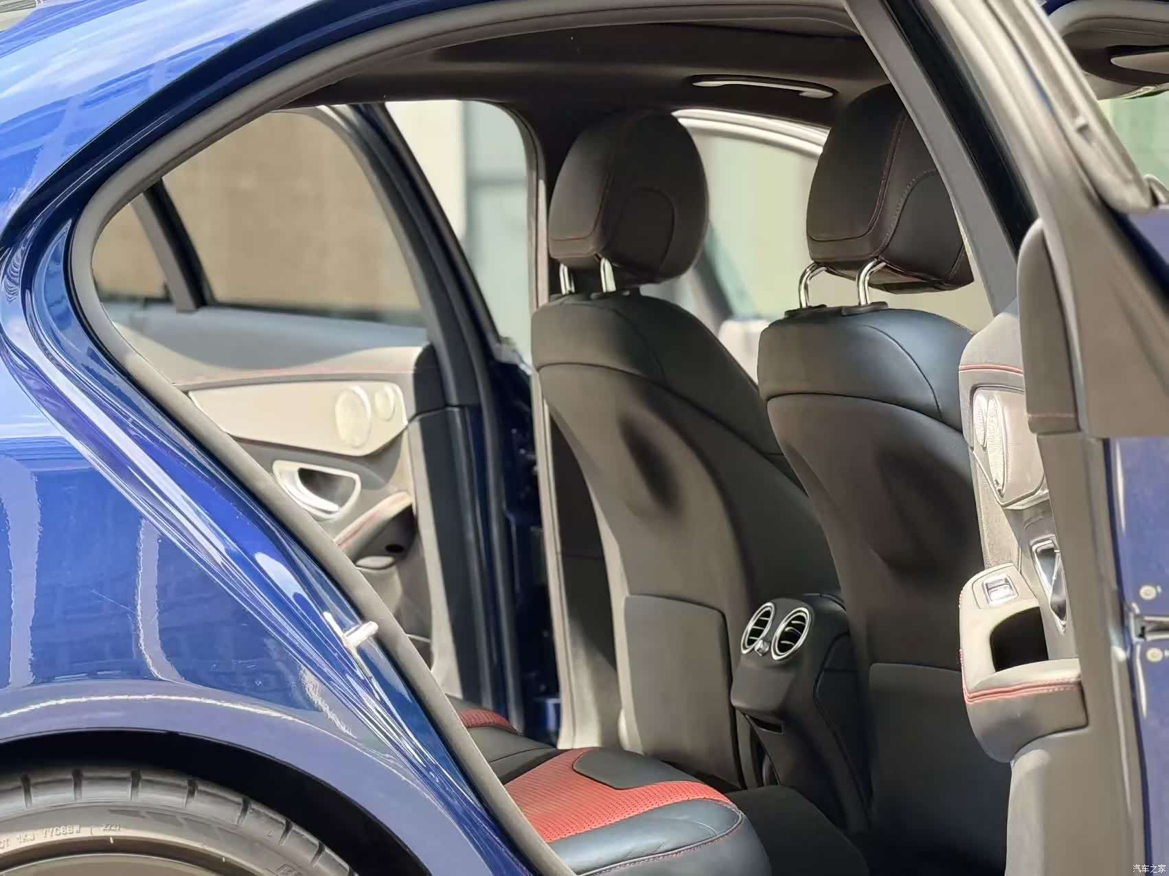 Mercedes-Benz C-Class, 2019 11