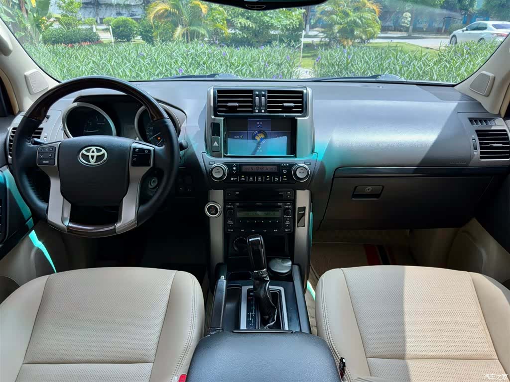 Toyota Prado, 2013 11