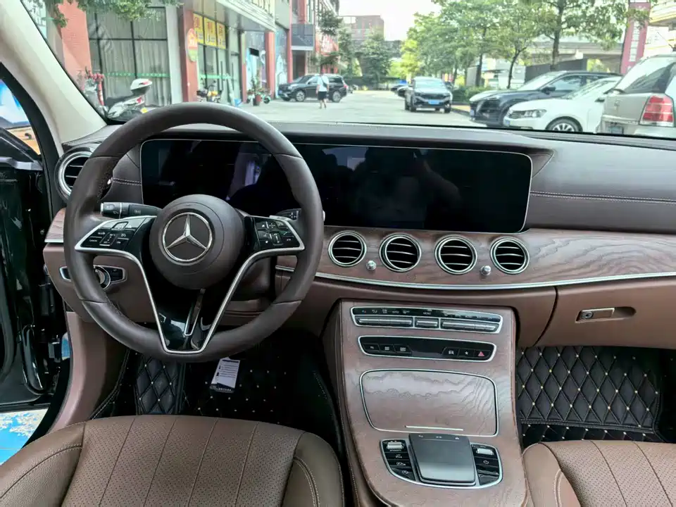 Mercedes-Benz E-class Mercedes-Benz E-class