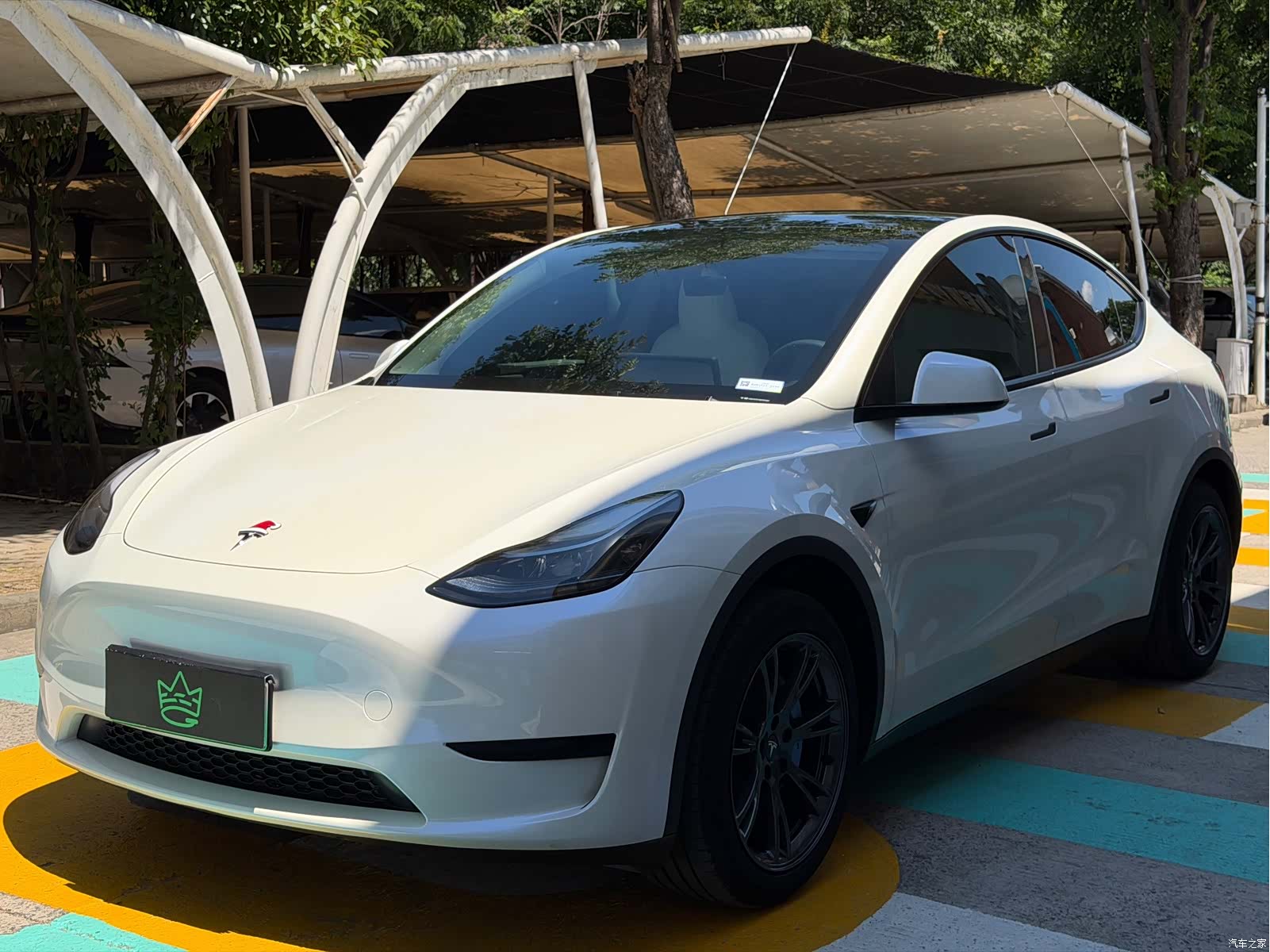 Tesla Model Y, 2024 1