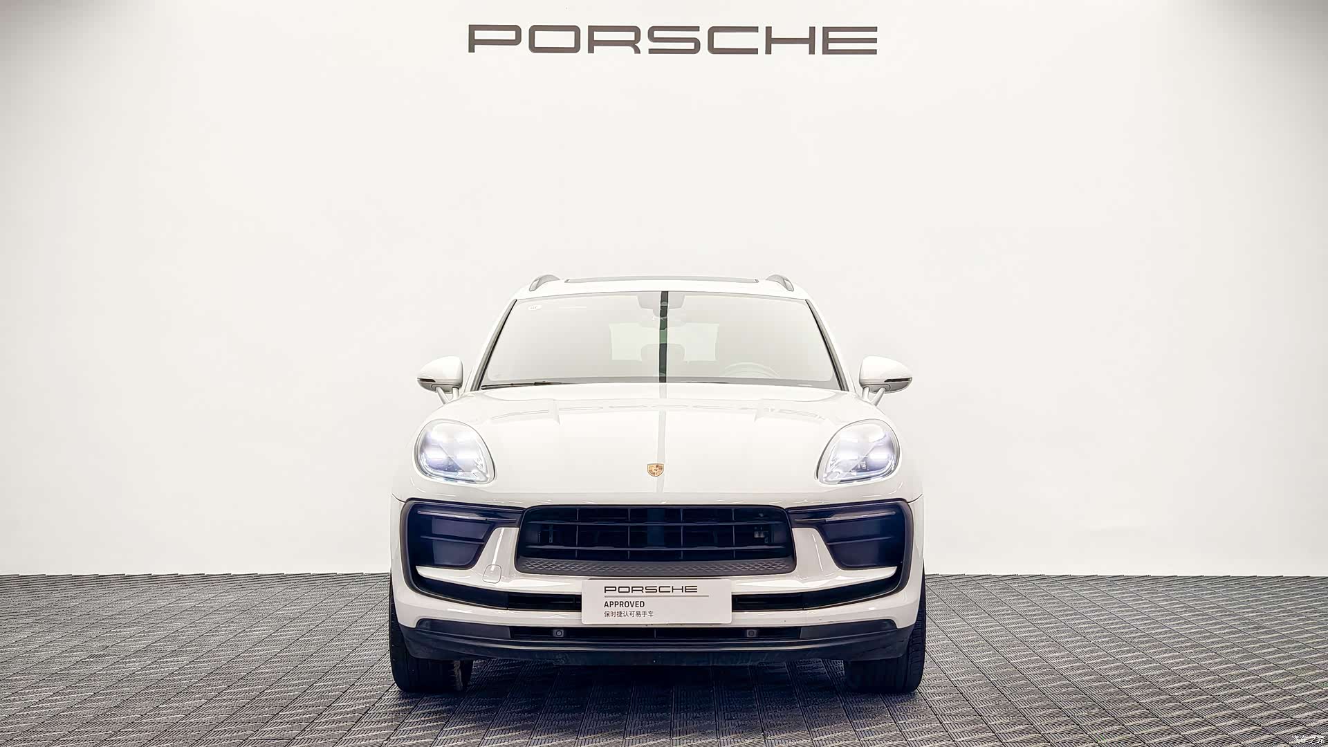 Porsche Macan, 2023 3