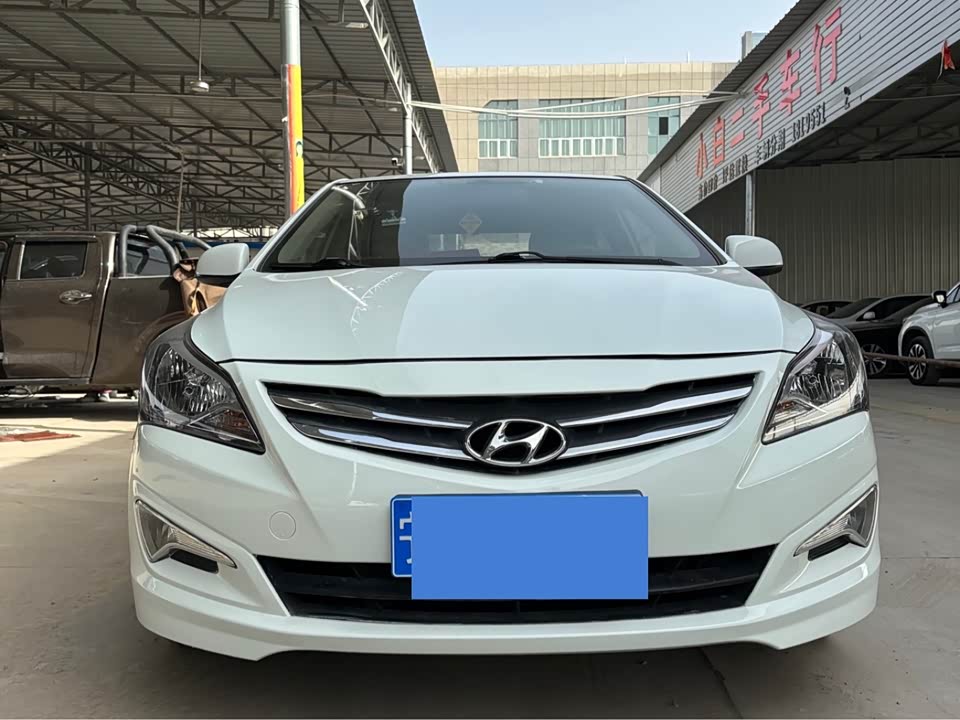 Hyundai Rena