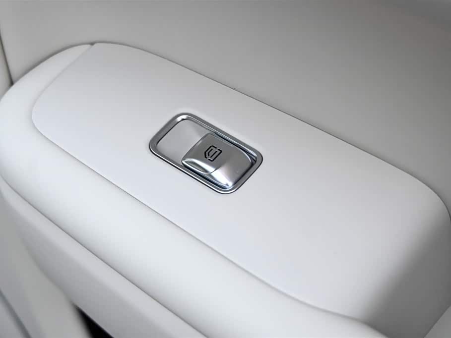 Li Auto Ideal L9