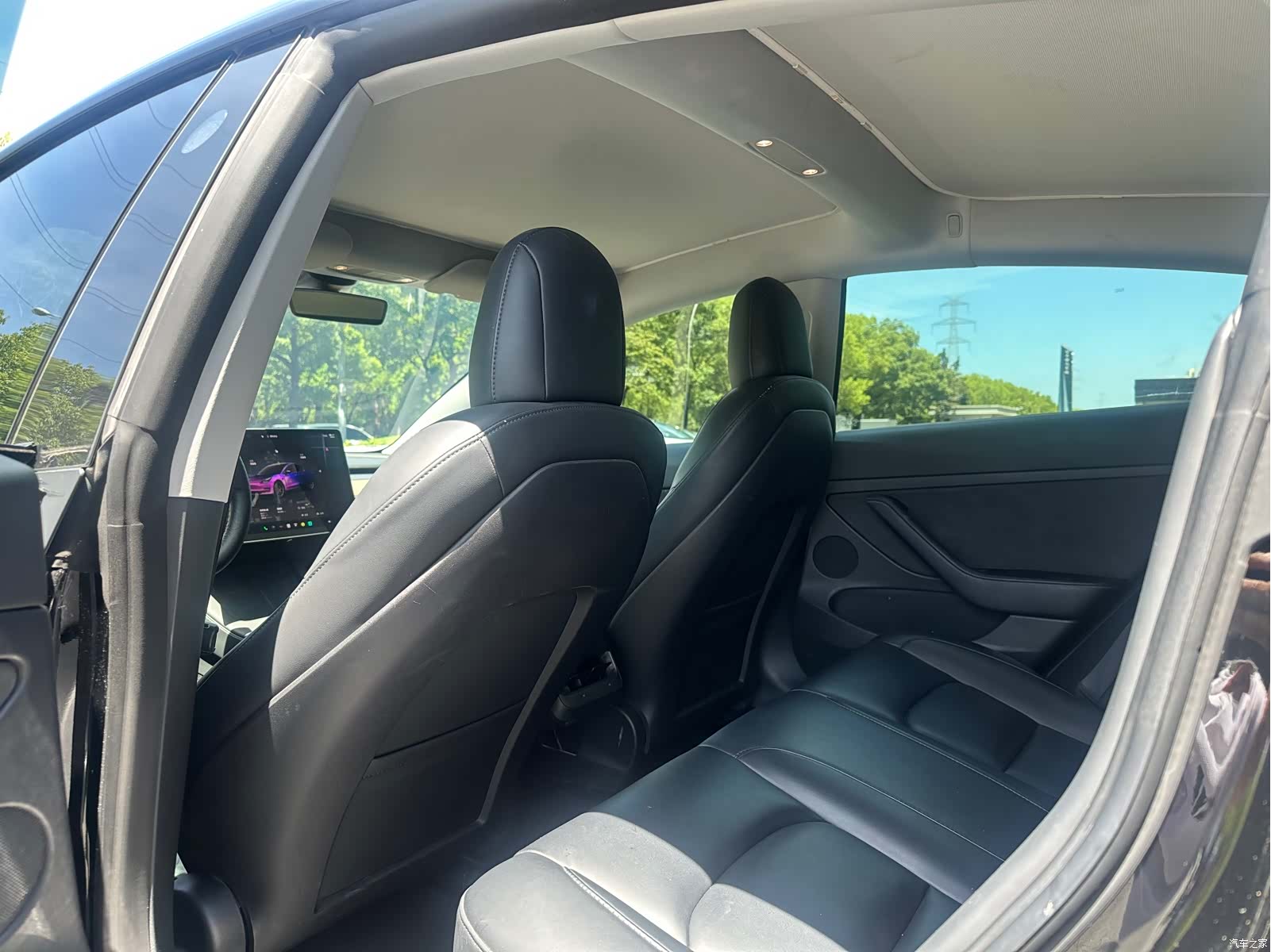 Tesla Model 3, 2022 9