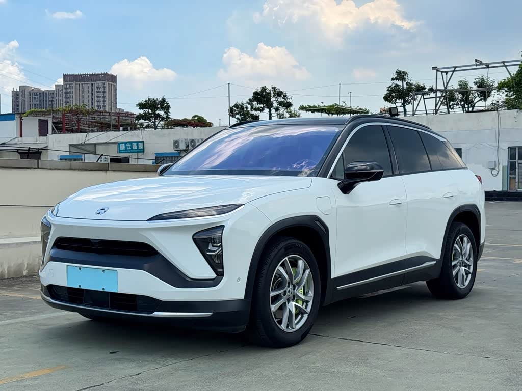 NIO ES6