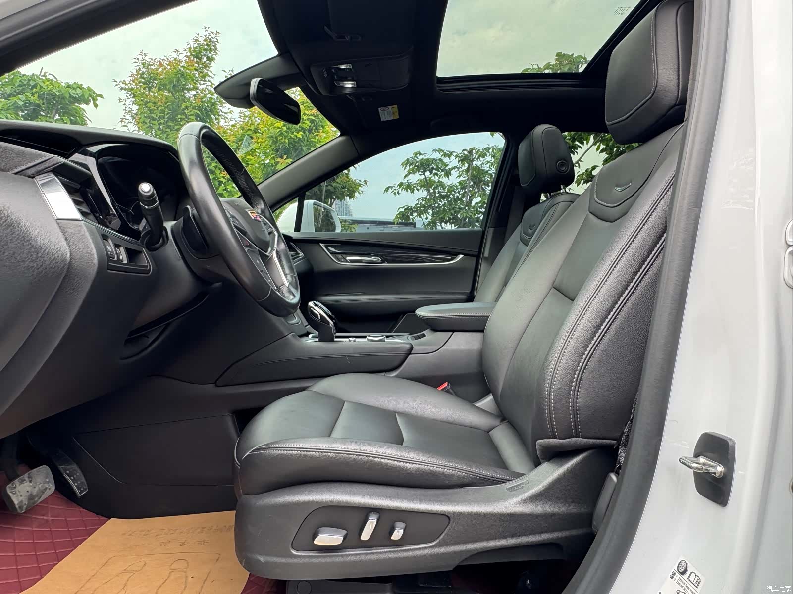 Cadillac XT5, 2022 13