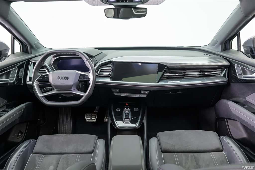 Audi Q4 e-tron, 2024 6