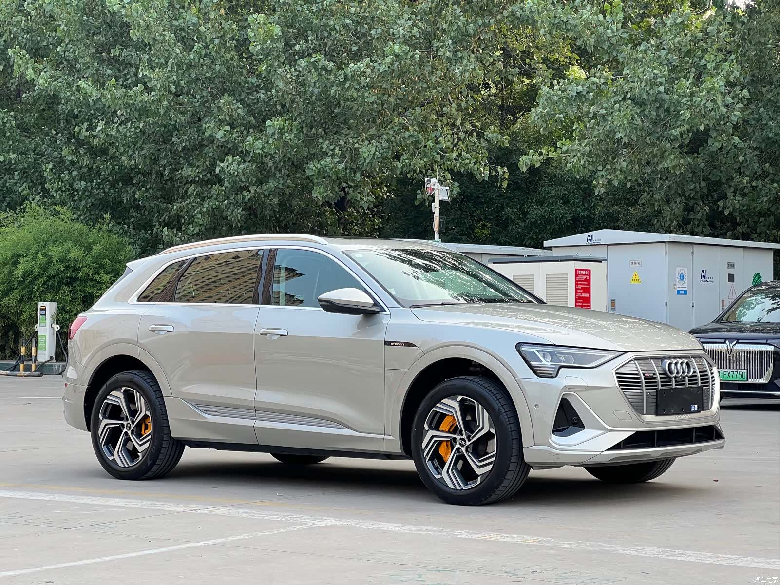 Audi e-tron, 2022 7