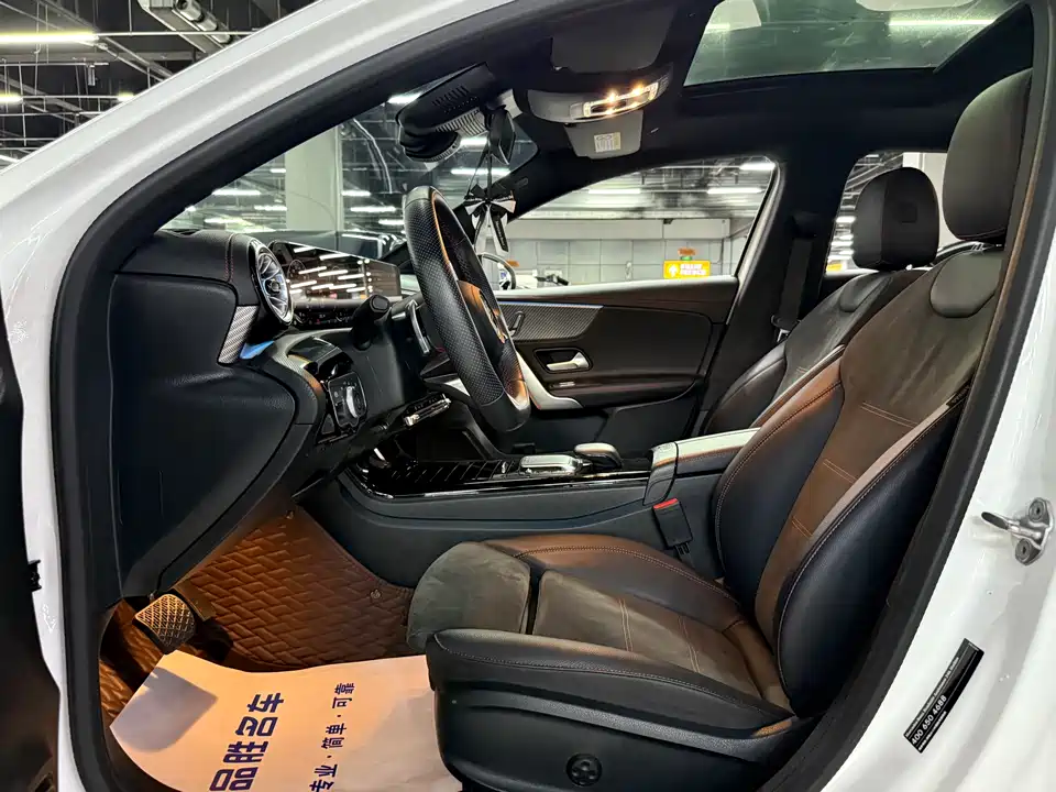 Mercedes-Benz Class A Mercedes-Benz Class A
