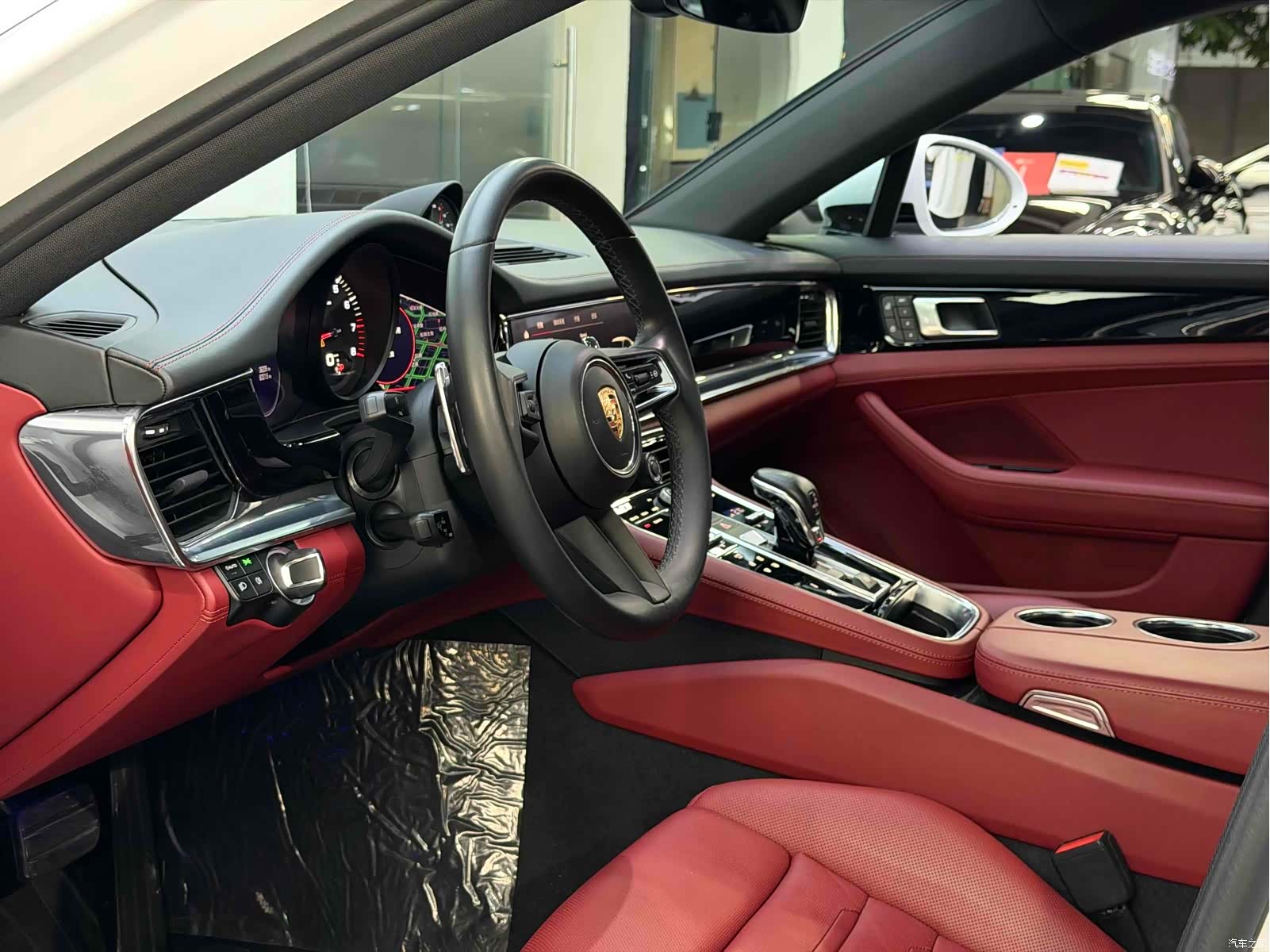 Porsche Panamera, 2023 22