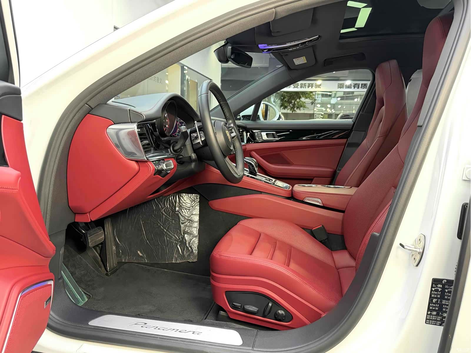 Porsche Panamera, 2023 все фото