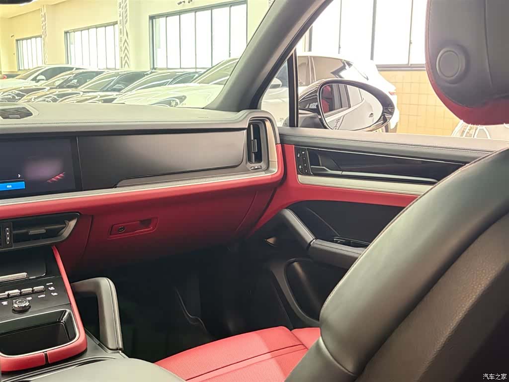 Porsche Cayenne, 2024 8