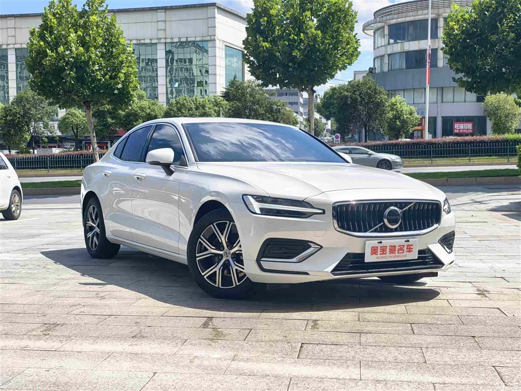 Volvo S60, 2026 3