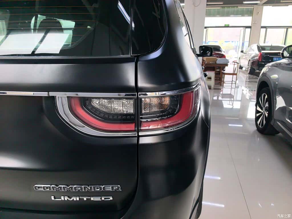 Jeep V, 2020 24
