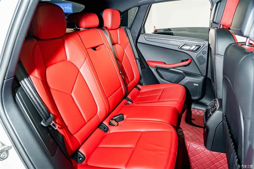 Porsche Macan, 2021 23