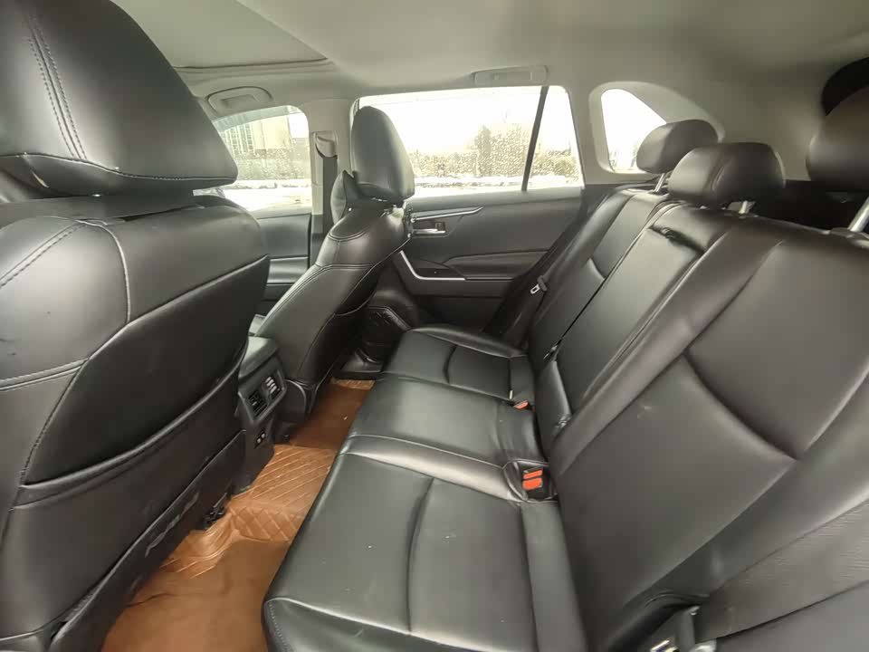 Toyota RAV4 Rongfang