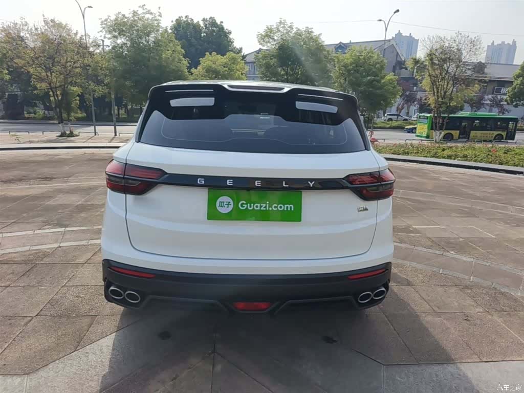 Geely Coolray, 2025 4