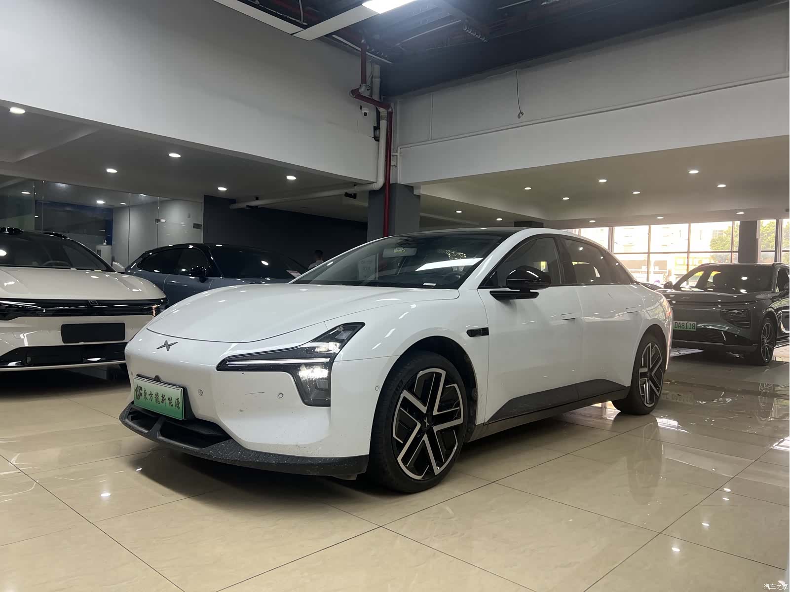 Xpeng Mona M03, 2025 3