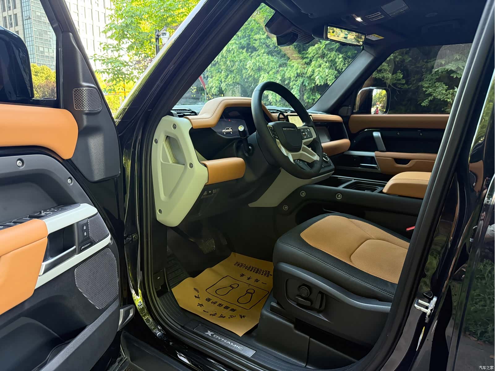 Land Rover Defender, 2024 все фото