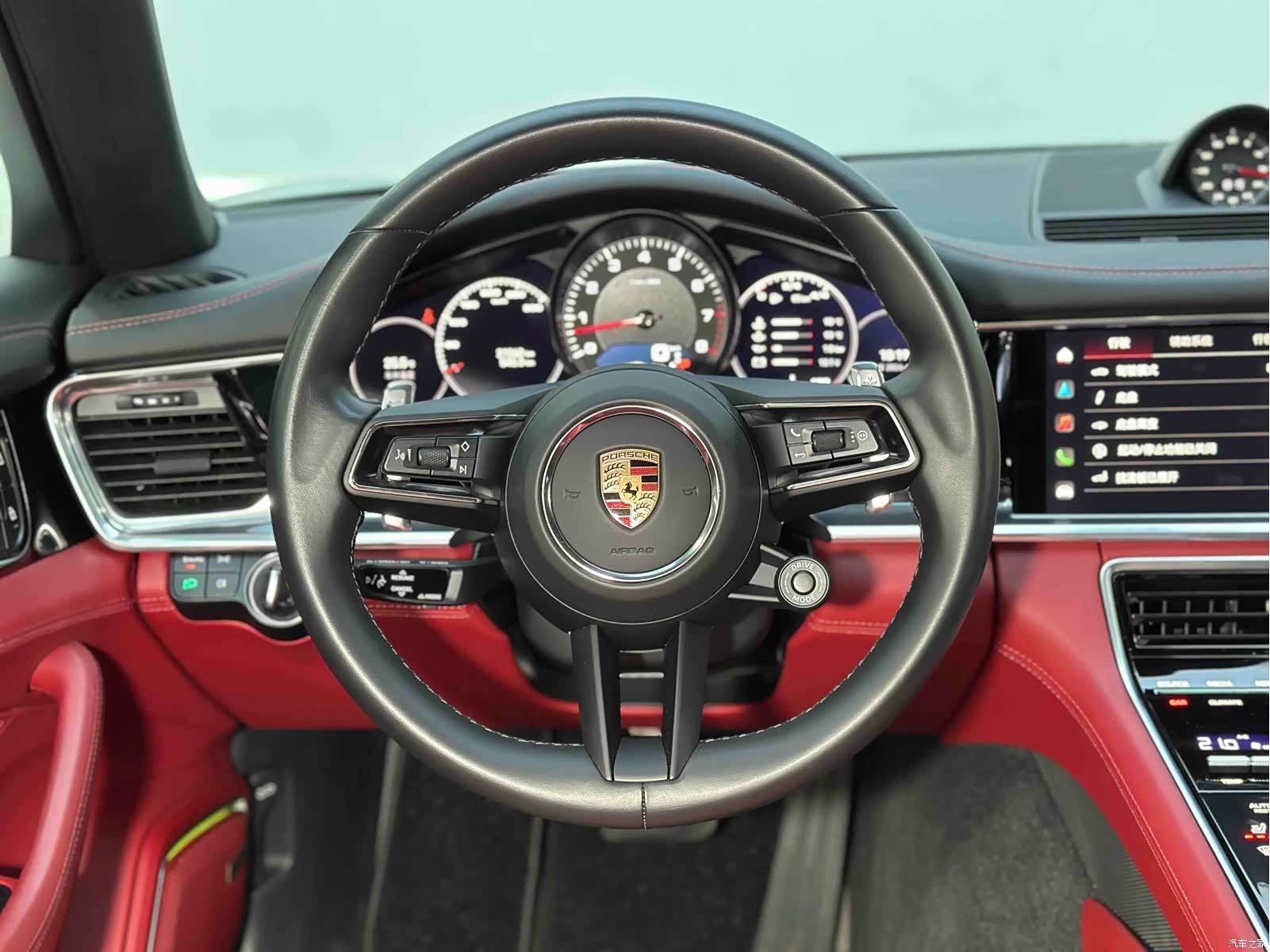 Porsche Panamera, 2023 15