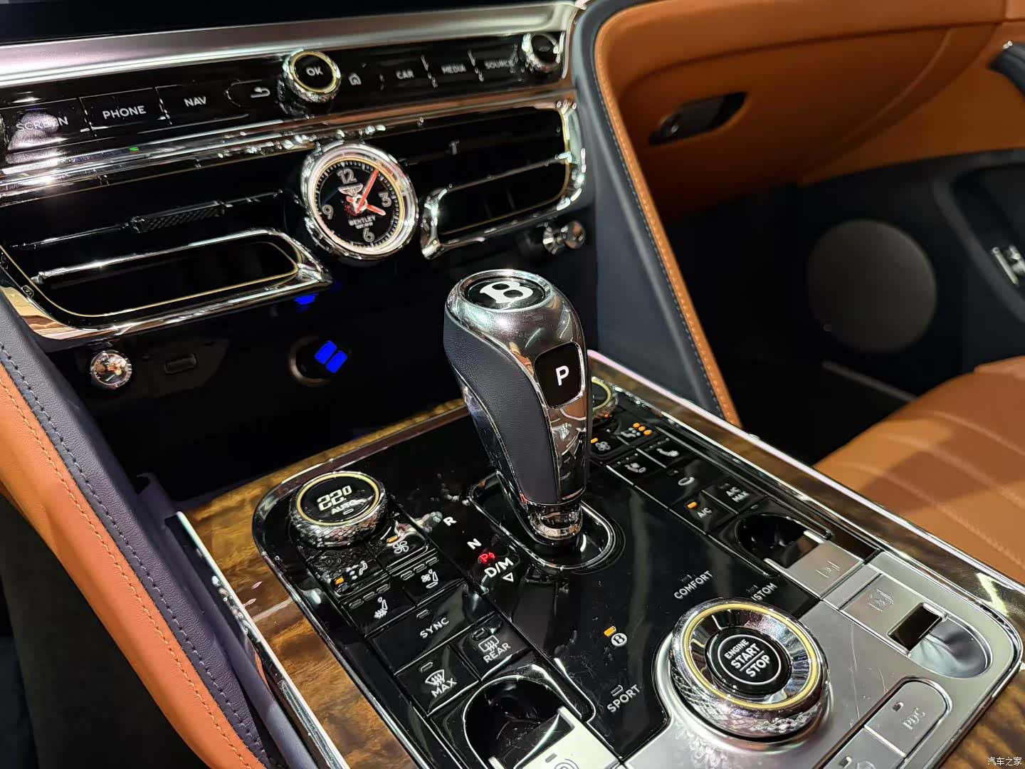 Bentley Flying Spur, 2022 6