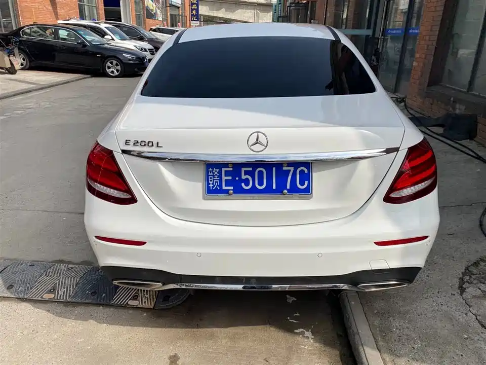 Mercedes-Benz E-class