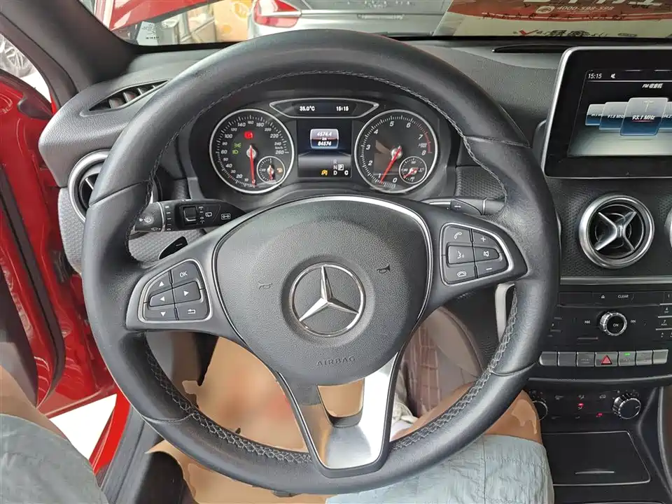 Mercedes-Benz Class A Mercedes-Benz Class A