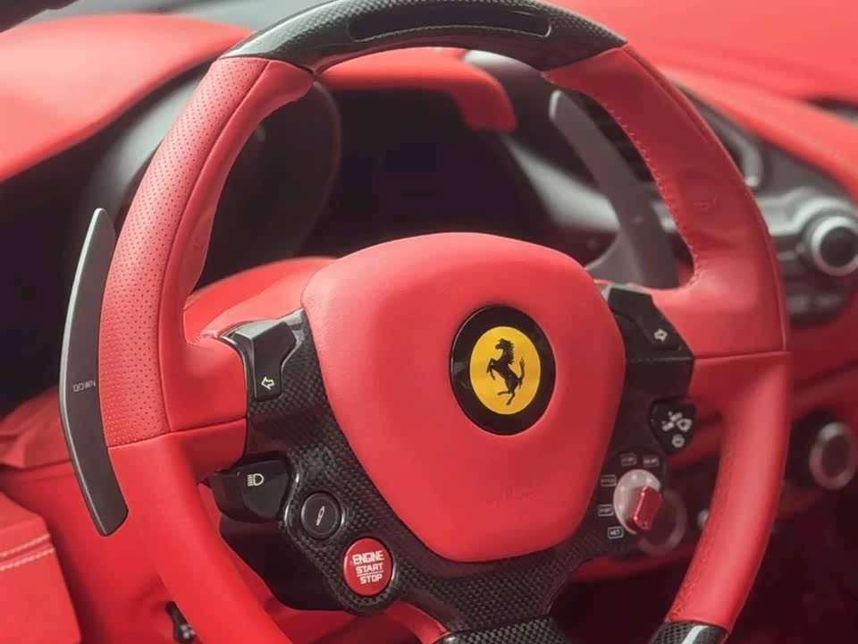 Ferrari 488