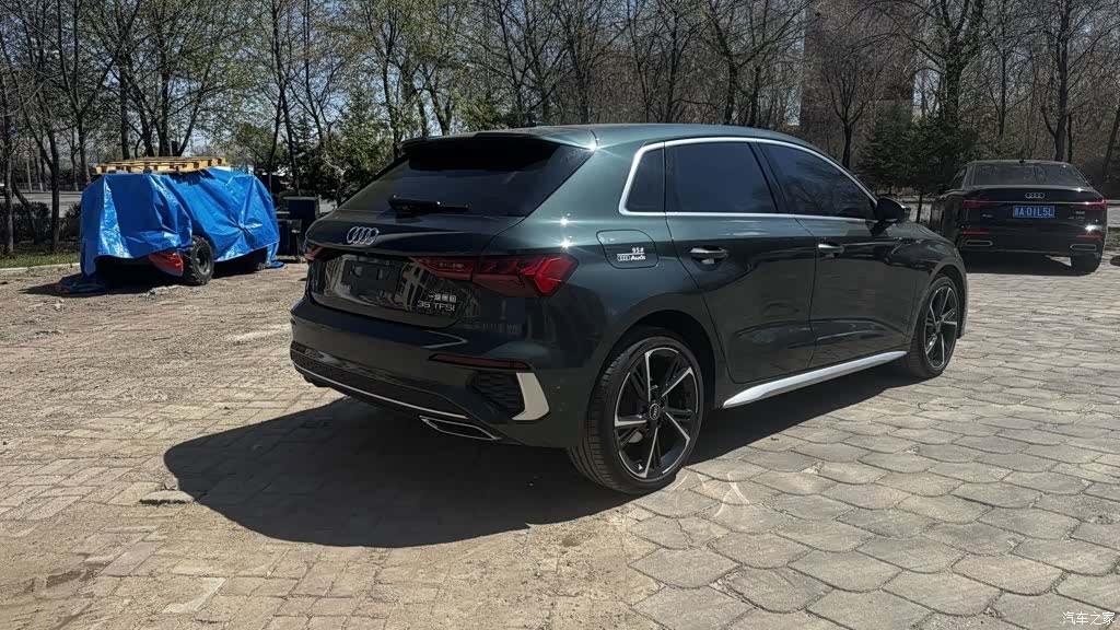 Audi A3, 2023 все фото
