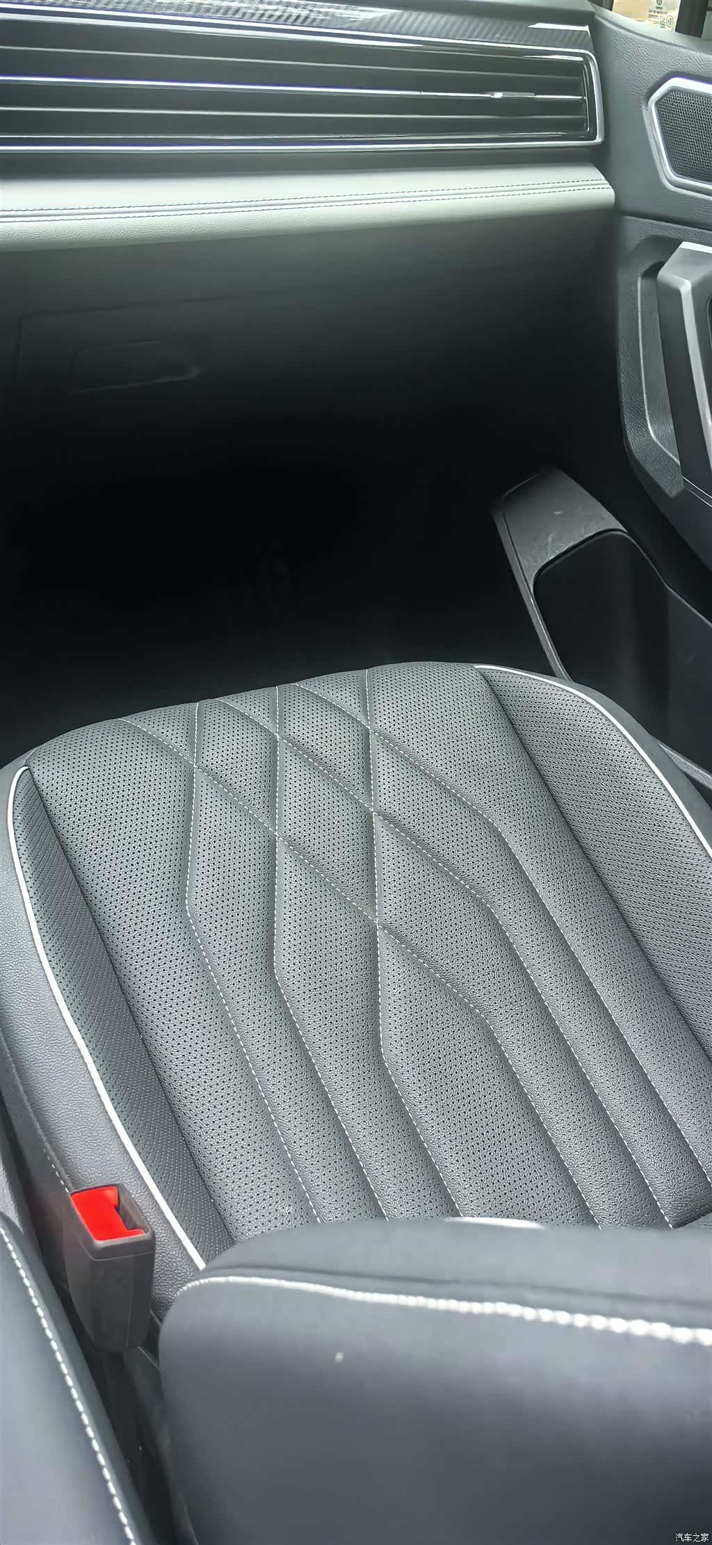 Volkswagen Tiguan L, 2022 28