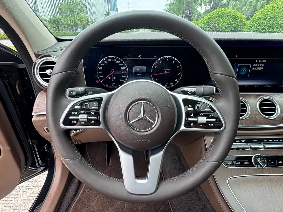 Mercedes-Benz E-class Mercedes-Benz E-class