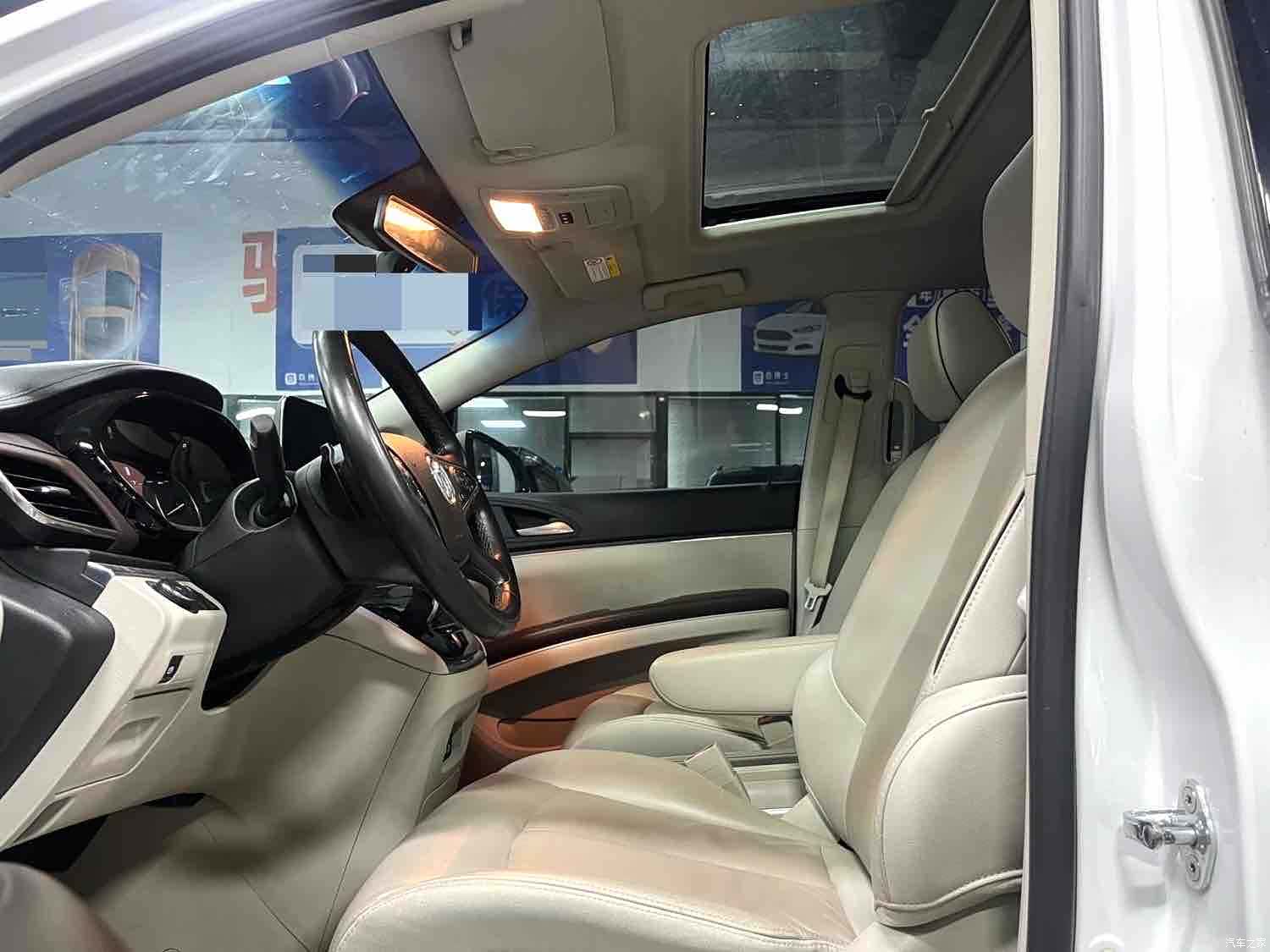 Buick GL8, 2021 6