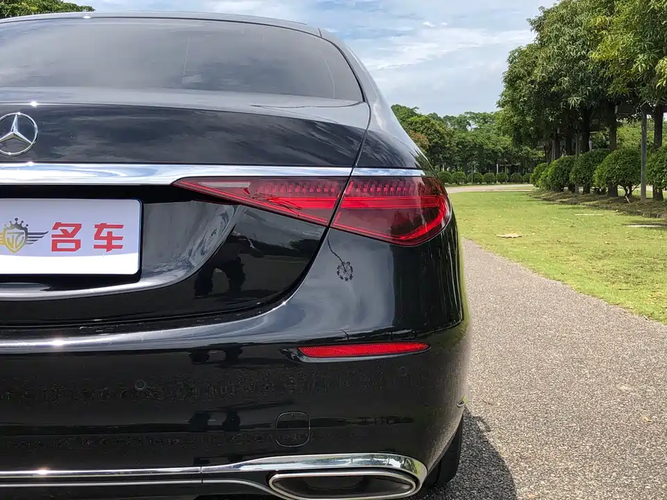 Mercedes-Benz S-class Mercedes-Benz S-class