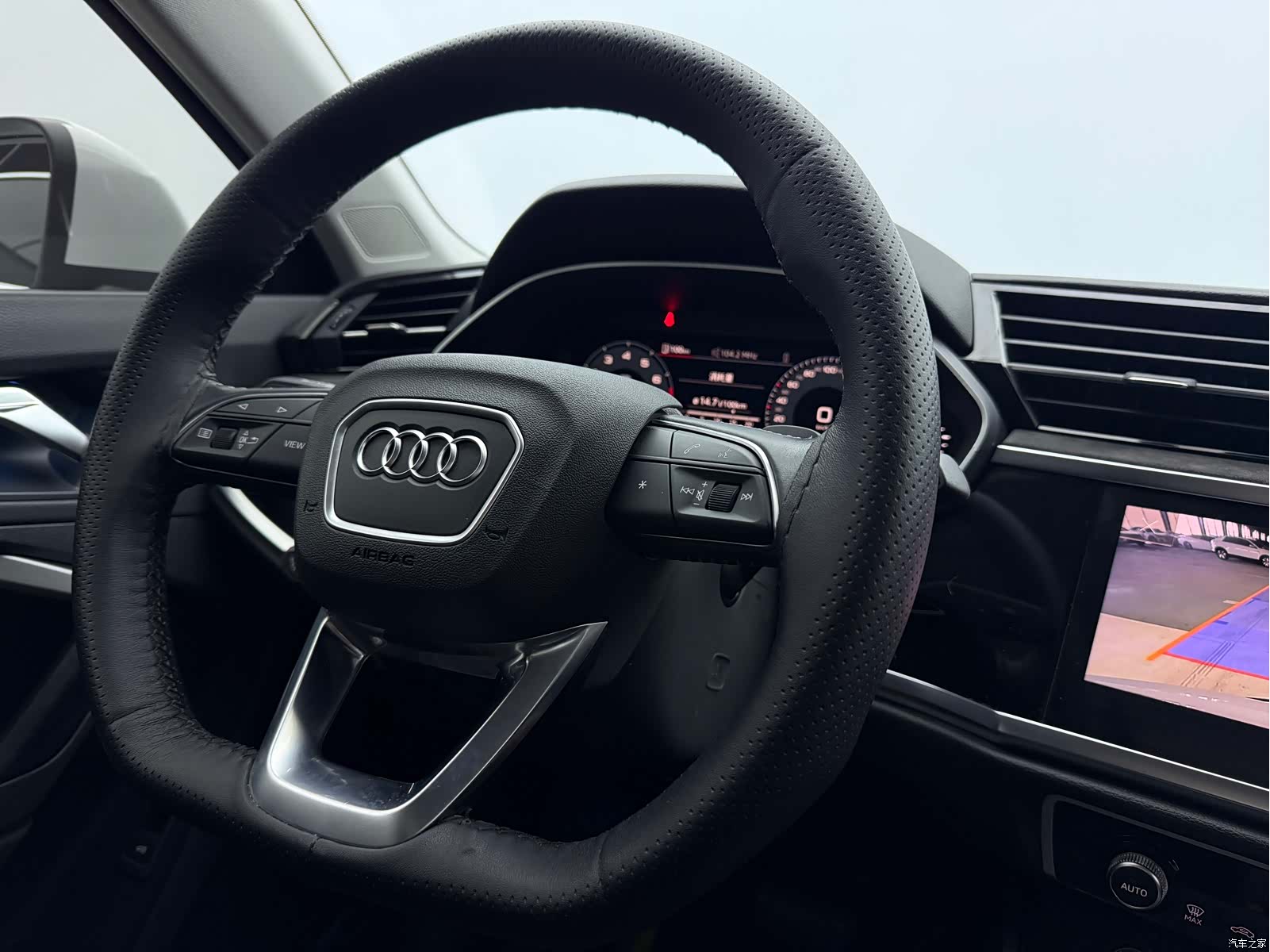 Audi Q3, 2021 16
