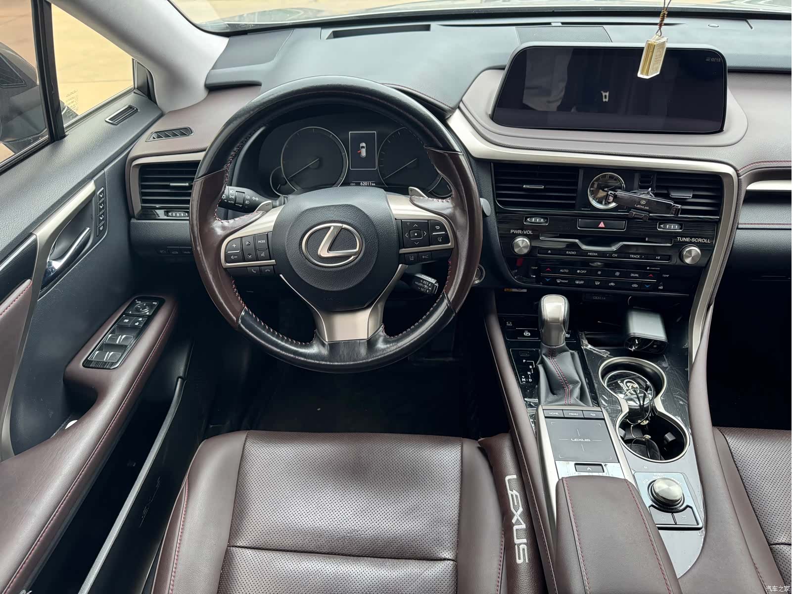 Lexus RX, 2022 11
