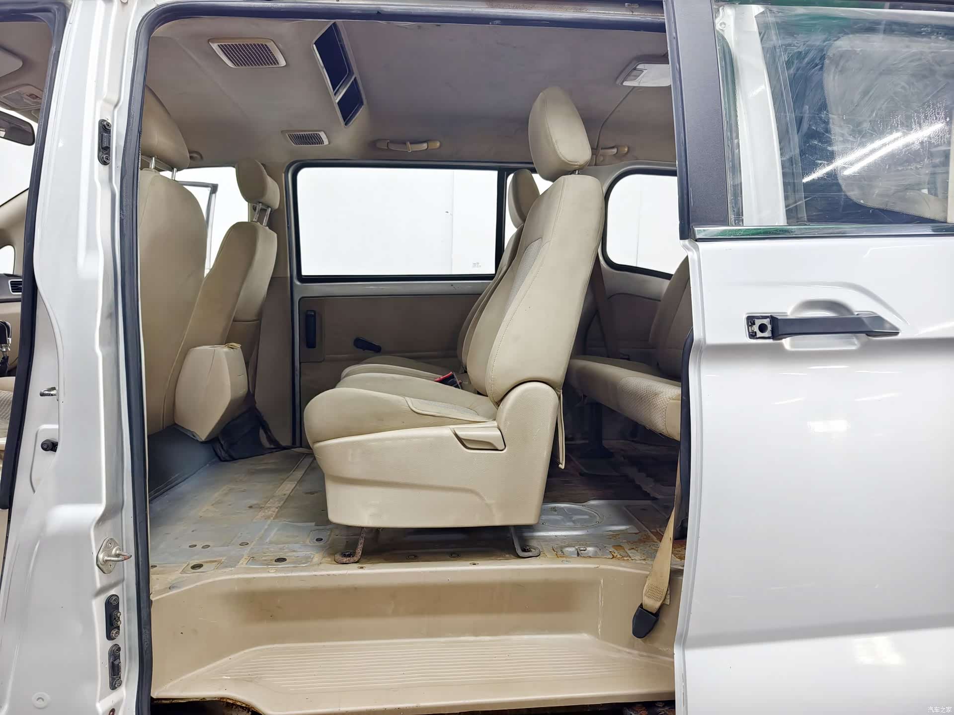 Wuling LJ479QE, 2015 14