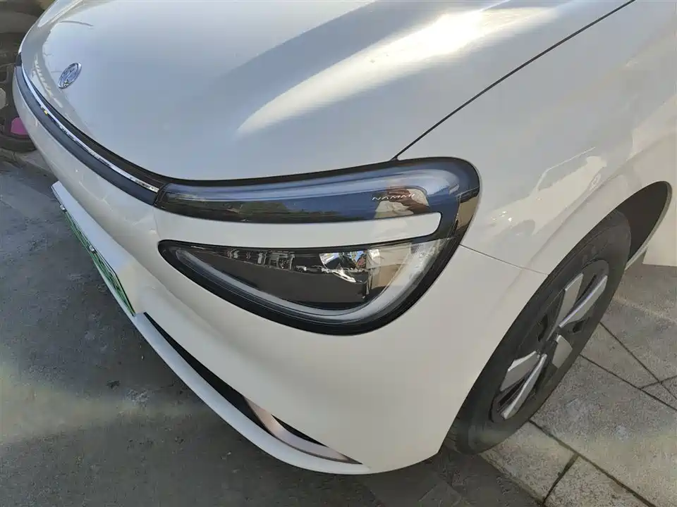 Dongfeng Nammi Nano 01