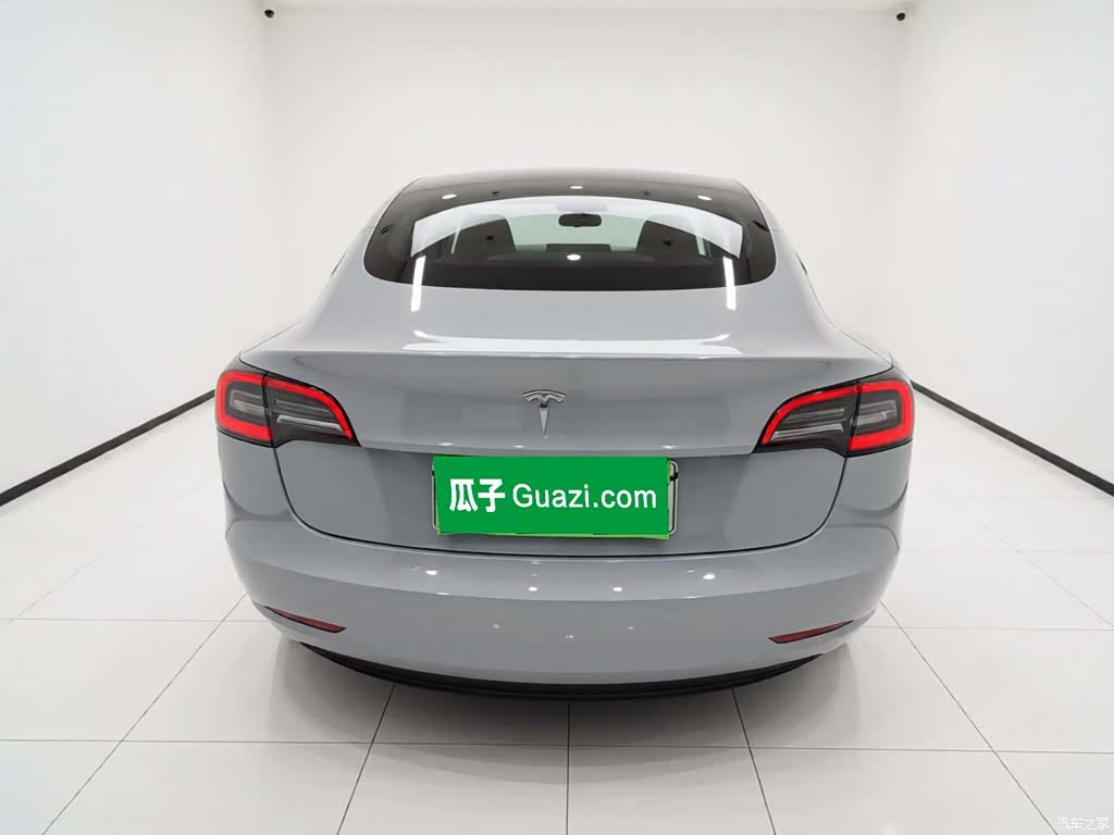 Tesla Model 3, 2020 6
