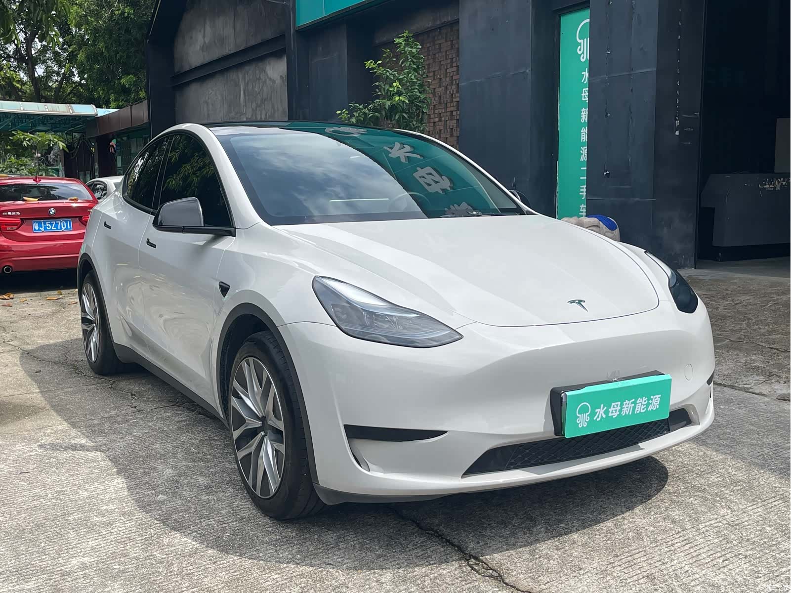 Tesla Model Y, 2024 3