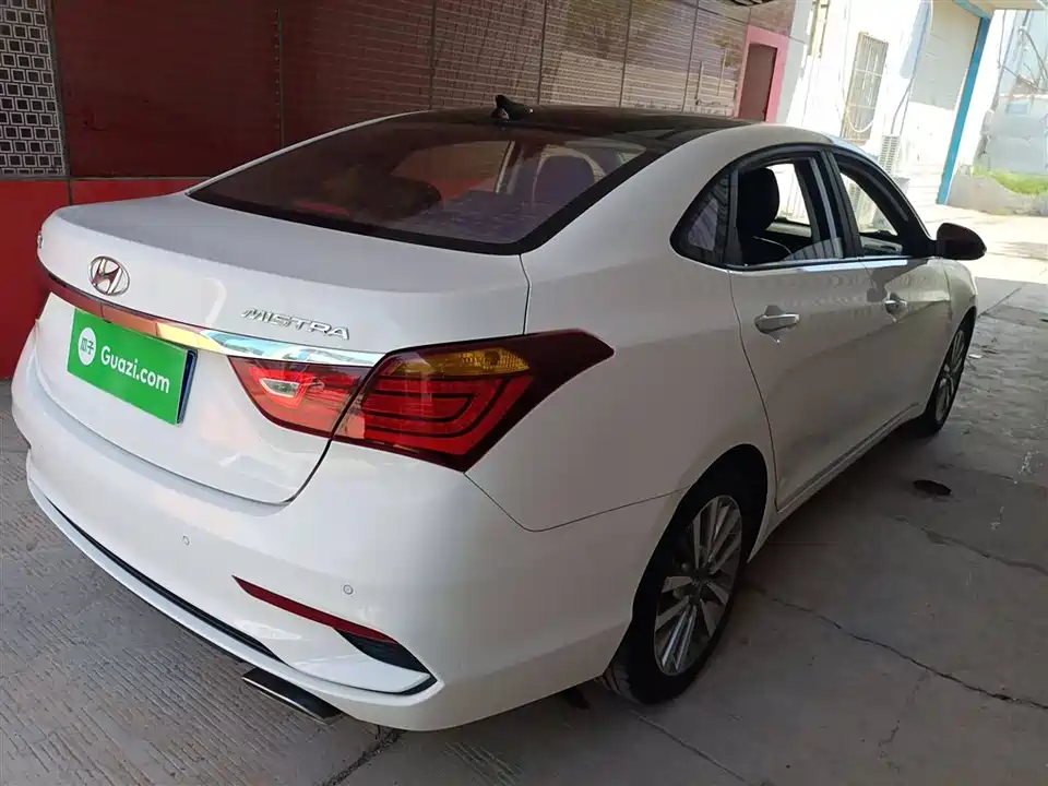 Hyundai Name picture