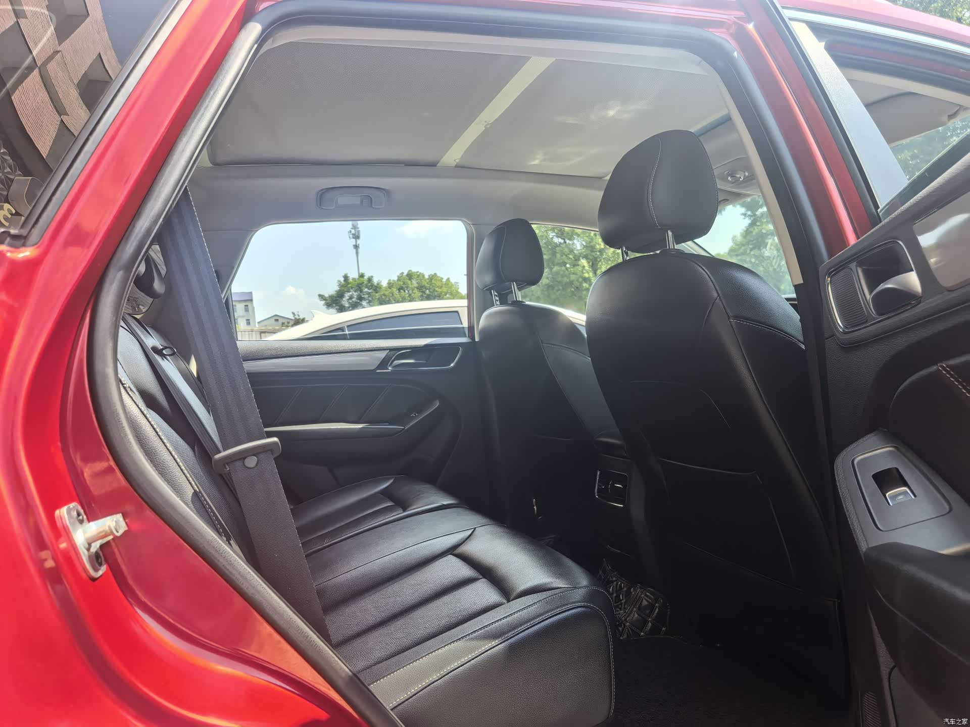 Roewe RX5, 2017 8