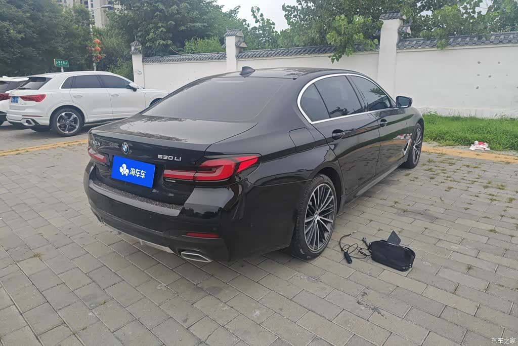 BMW 5 Series, 2023 3