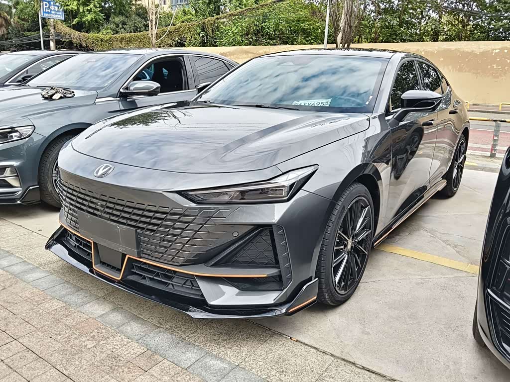 Changan UNI-V