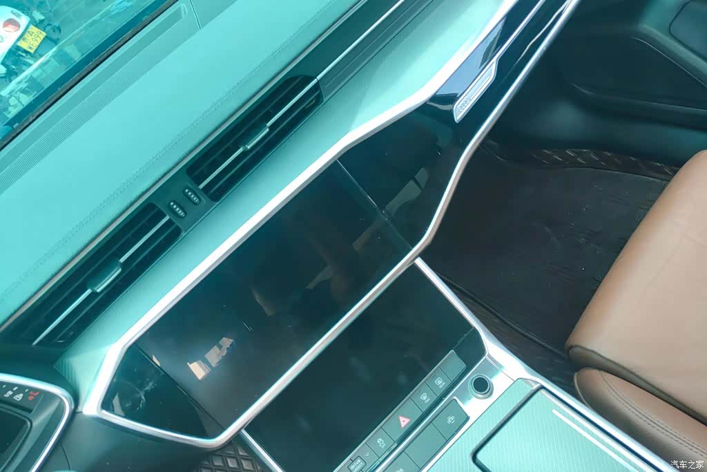 Audi A6L, 2019 13
